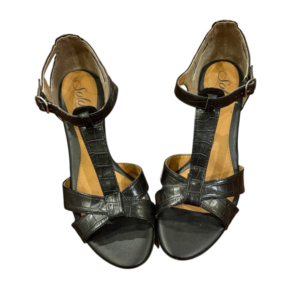 Solos by Softspots Black Strappy Women's Sandals